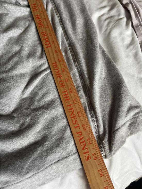 Chico’s Zynergy Heather Gray Cowl Neck Sweater Women’s Cozy Athleisure - Picture 5 of 5